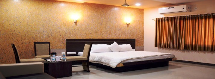 2208/Hotel Sun Plaza - Somnath 08.jpg